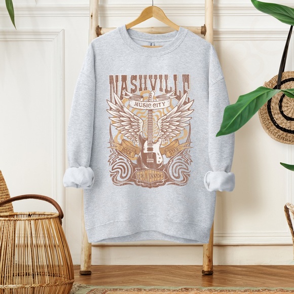 🚨 SALE 🚨 Distressed Nashville Music City Graphic Crewneck Sweatshirt - Picture 5 of 9